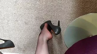 Cô phim heo may bay gái tóc ĐEN